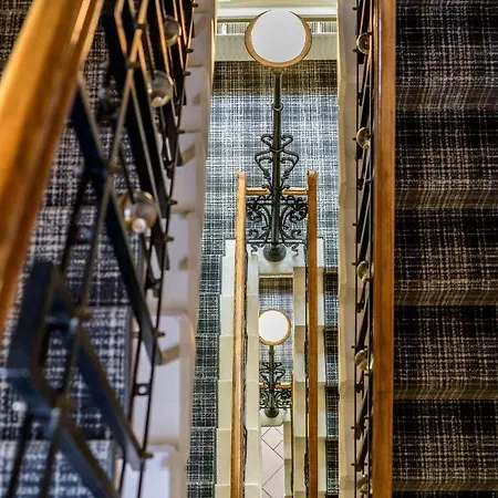 Sax Imperial ホテル 3*