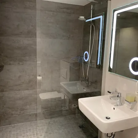 Sax Imperial ホテル 3*