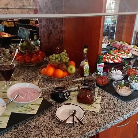 Hotel Sax Imperial by Villa Emma