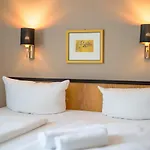 Sax Imperial Hotel 3*